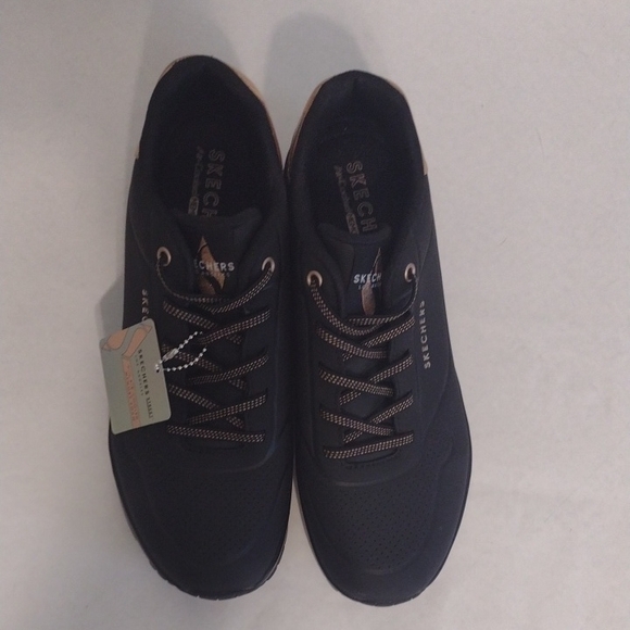 Skechers Air-Coded Memory Foam Shoes (J218) - Picture 4 of 9